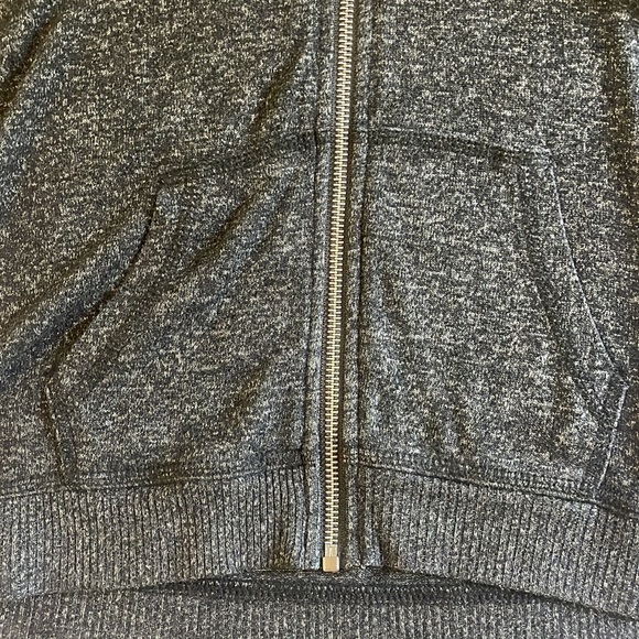 Super cute and comfy zip up. Preppy and jappy. Wear on stars displayed. - Picture 6 of 8